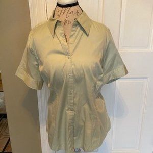 *LAST CHANCE* Merona Short Sleeved Button Down Shirt
